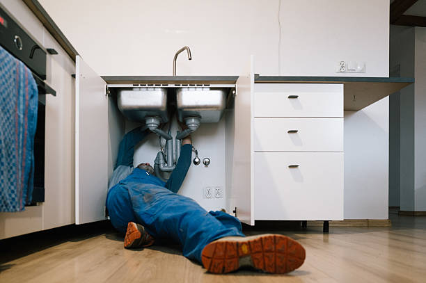 Professional Pipe Repair technician working in Hiram, OH